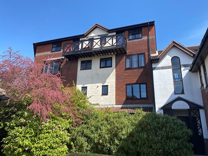 1 Bedroom Apartment To Rent In Martells Court, Old Portsmouth, PO1