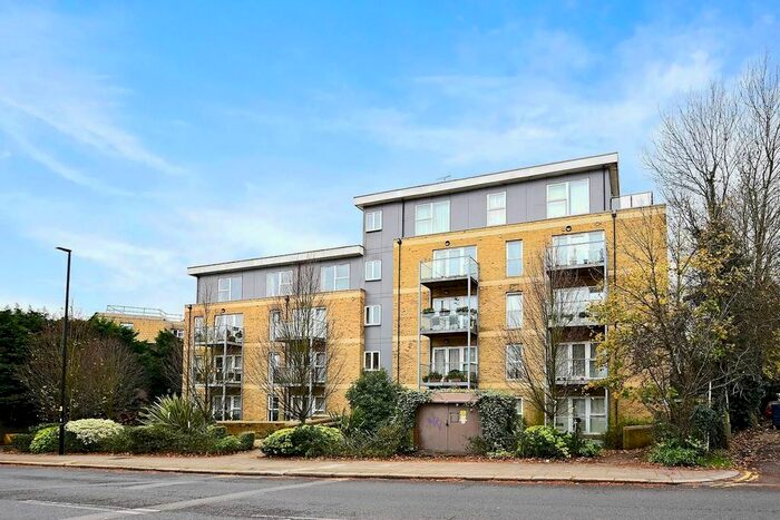 1 Bedroom Flat To Rent In High Street, Edgware, HA8