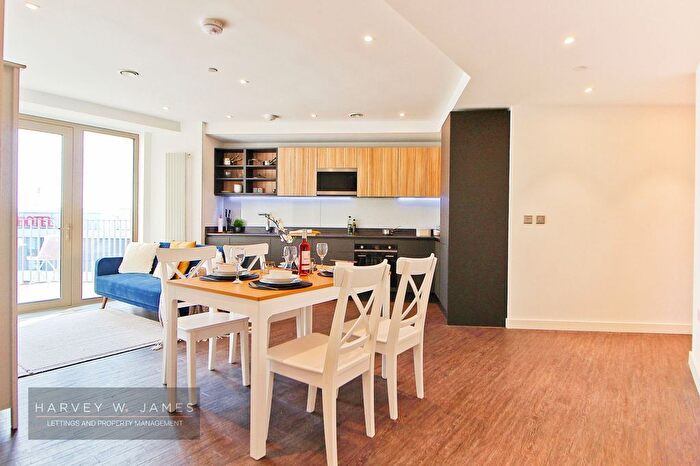 2 Bedroom Flat To Rent In Western Gateway, London, E16