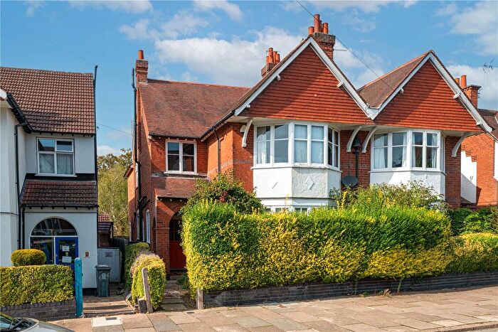 5 Bedroom Semi-Detached House For Sale In St. Philips Road, Evington, Leicester, LE5