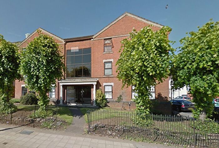 2 Bedroom Flat For Sale In Arnold Road, Northampton, NN2