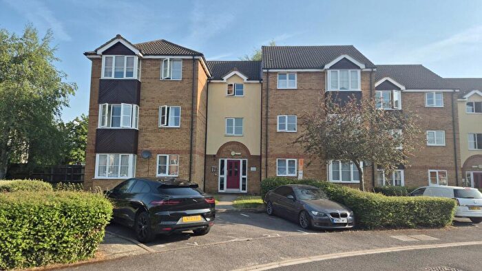 1 Bedroom Flat To Rent In Falcon Close, Dunstable, LU6