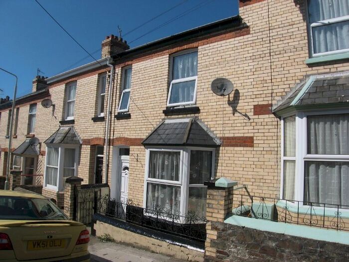2 Bedroom Property To Rent In Clifton Street, Bideford, Devon, EX39