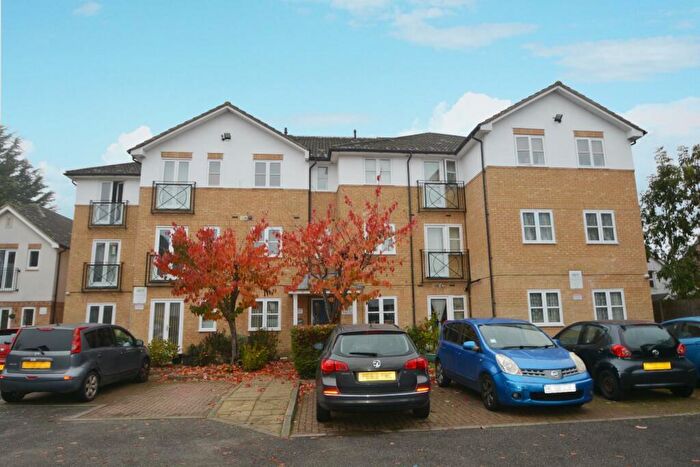 2 Bedroom Flat For Sale In Meadow Gate, Corbins Lane, Harrow, HA2