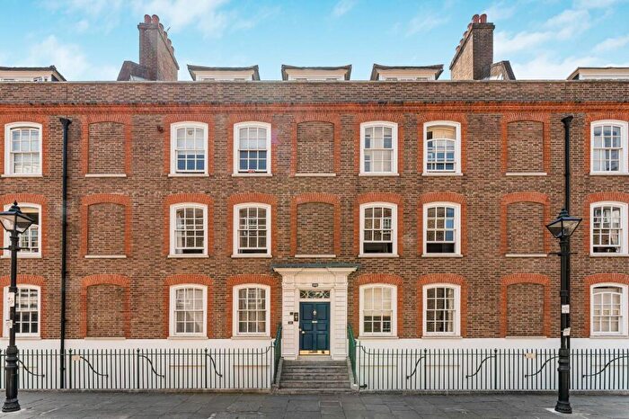 2 Bedroom Apartment For Sale In Folgate Street, London, E1