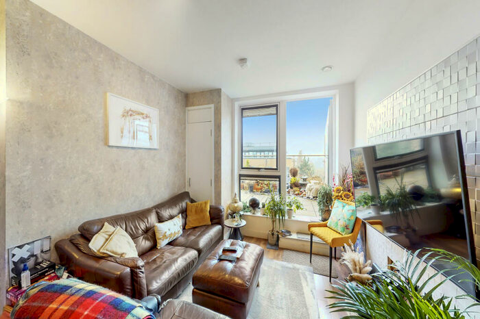 2 Bedroom Apartment To Rent In Attlee Court, High Road, London, N20