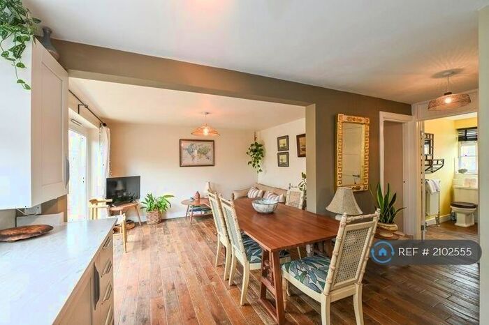 1 Bedroom Maisonette To Rent In Bridge Road, Emsworth, PO10