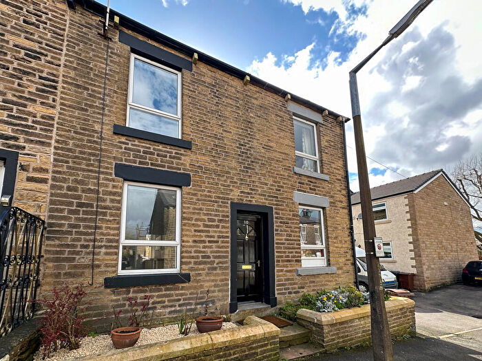 2 Bedroom Terraced House To Rent In Derby Street, Glossop, SK13