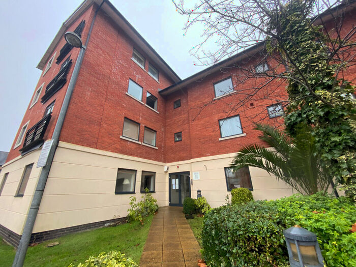 2 Bedroom Flat To Rent In Henke Court, Atlantic Wharf, Cardiff Bay, CF10