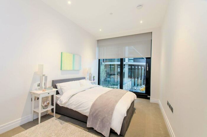 3 Bedroom Flat To Rent In Riverlight Quay, Nine Elms, London, SW11