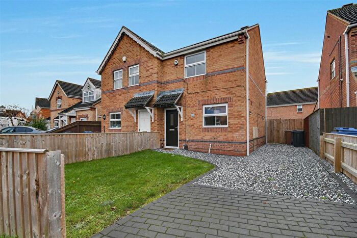 2 Bedroom Property For Sale In Vincent Road, Grimsby, DN33