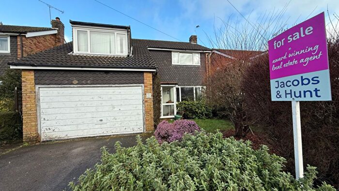 4 Bedroom Detached House For Sale In Patricks Copse Road, Liss, Hampshire, GU33