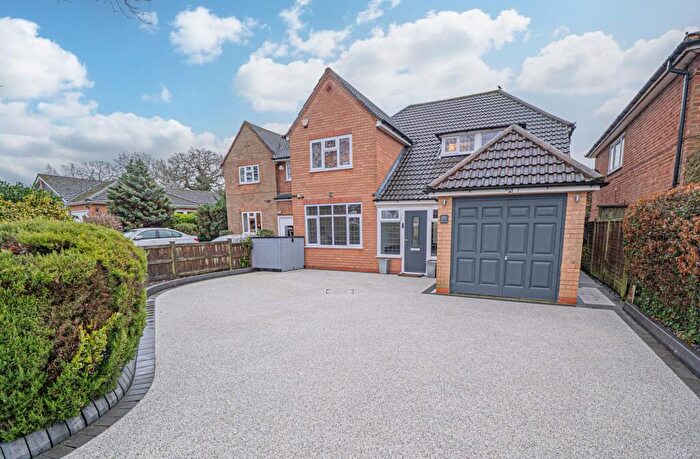 4 Bedroom Detached House For Sale In Mill Lane, Bentley Heath, B93