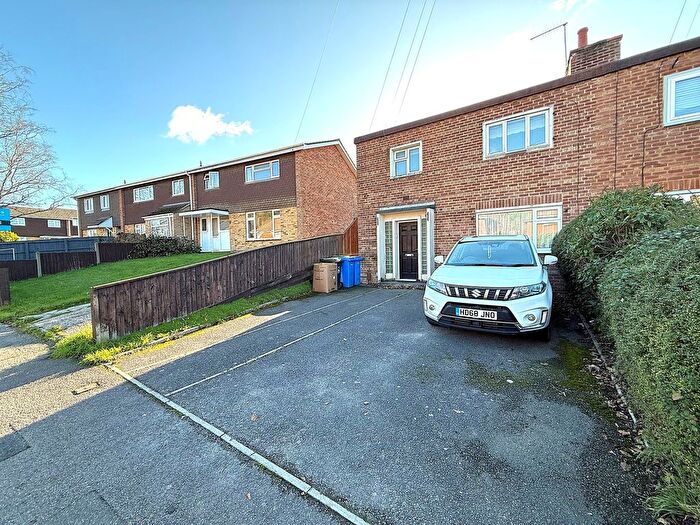 1 Bedroom Flat For Sale In Dale Valley Road, Poole, BH15