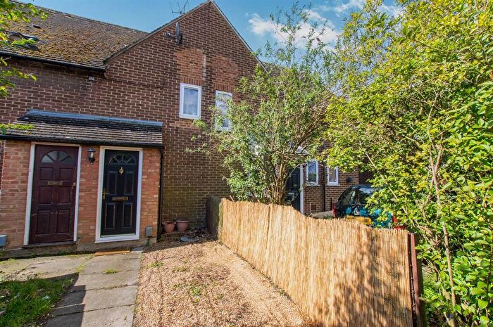 1 Bedroom Maisonette To Rent In Northfields, Dunstable, LU5