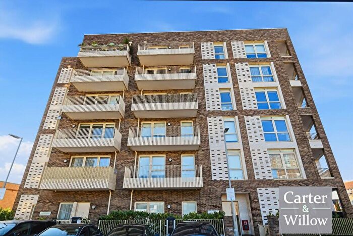 2 Bedroom Flat For Sale In Fletcher House, Wood Lane, Dagenham, RM10