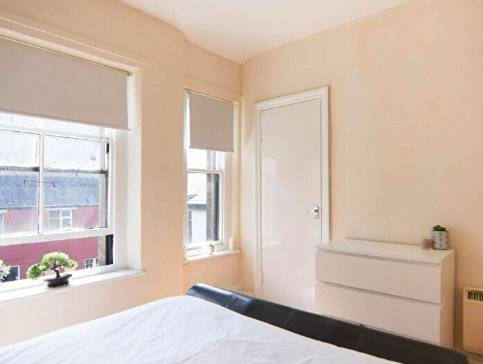 1 Bedroom Flat To Rent In Russell Street, Lancaster, LA1