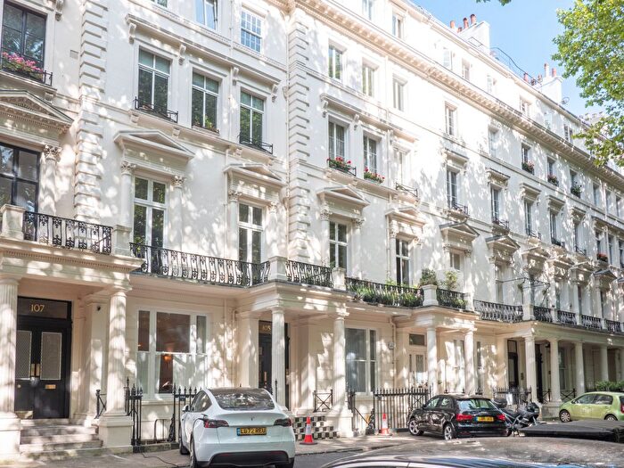 1 Bedroom Studio To Rent In Westbourne Terrace, London, W2