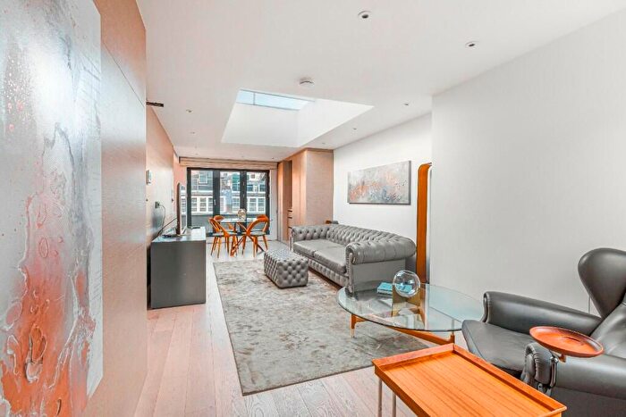 3 Bedroom Flat To Rent In Maddox Street, London, W1S