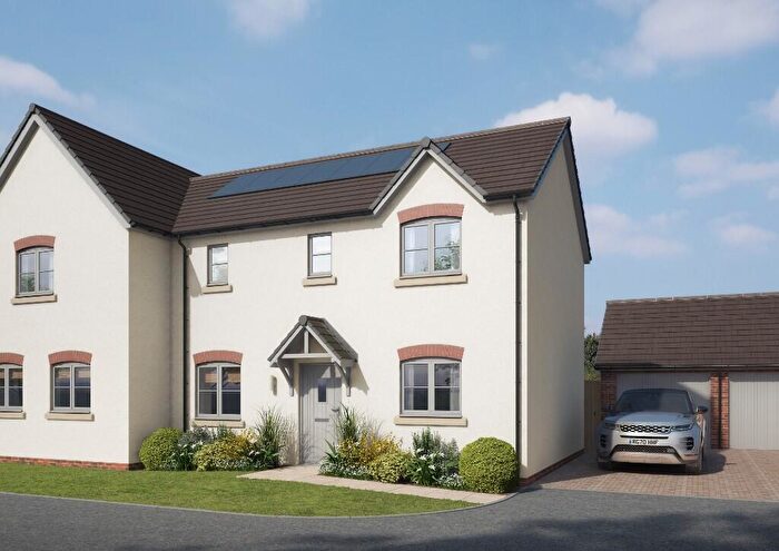 3 Bedroom Semi-Detached House For Sale In Oakfield View, HR4
