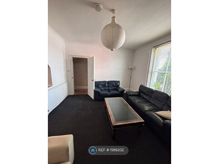 5 Bedroom Terraced House To Rent In Oxford Road, Exeter, EX4