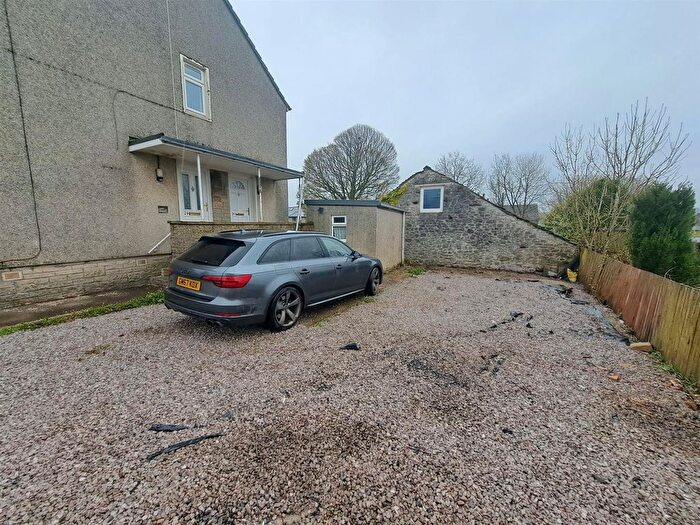 1 Bedroom Flat To Rent In Meadow Avenue, Peak Dale, Buxton, SK17