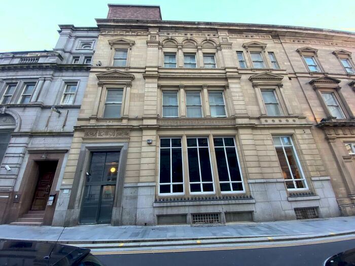 1 Bedroom Apartment To Rent In Halifax House, Fenwick Street, L2