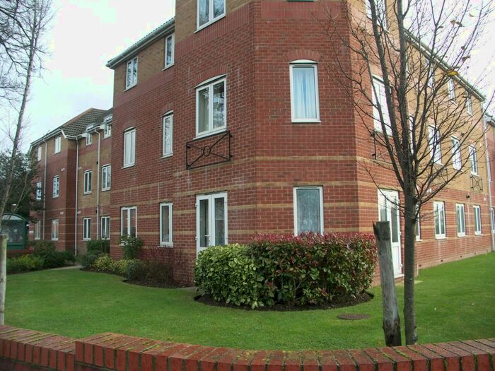 2 Bedroom Flat To Rent In Coxford Road, Coxford, Southampton, SO16