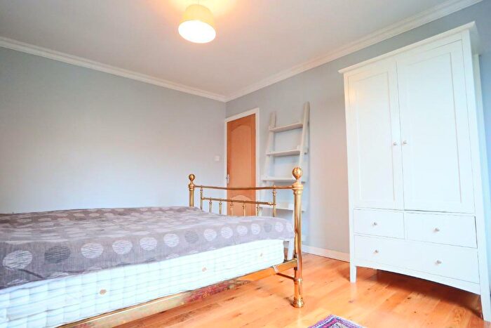 2 Bedroom Flat To Rent In Abercorn Court, Duddingston, Edinburgh, EH8