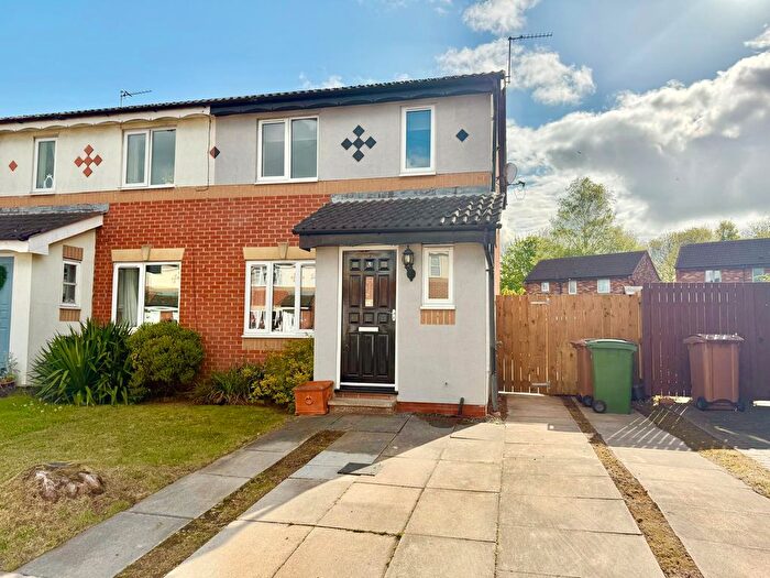 3 Bedroom Semi-Detached House To Rent In Holgate Close, Beverley, HU17