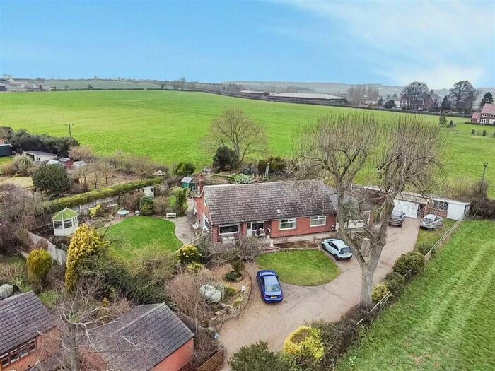 4 Bedroom Detached Bungalow For Sale In Top Street, Askham, Retford, NG22
