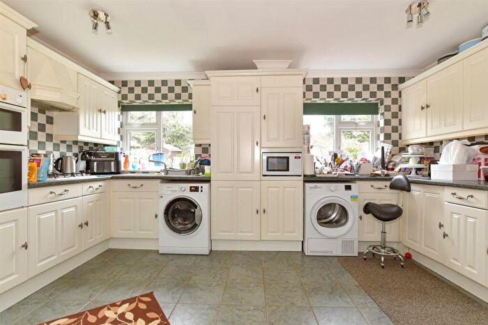 4 Bedroom Semi-Detached House For Sale In Orchard Way, Eastchurch, Sheerness, Kent, ME12