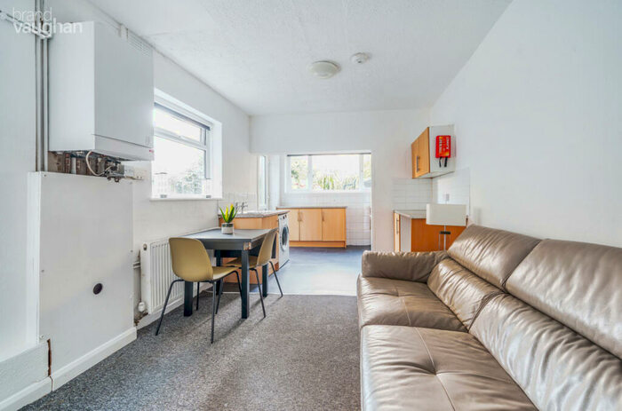 5 Bedroom Terraced House To Rent In Brading Road, Brighton, East Sussex, BN2