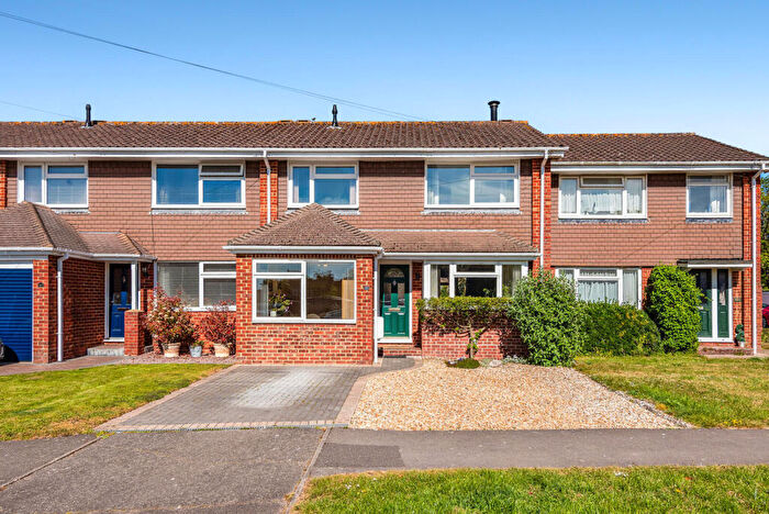 3 Bedroom Terraced House For Sale In Church Road, Warsash, Southampton, SO31
