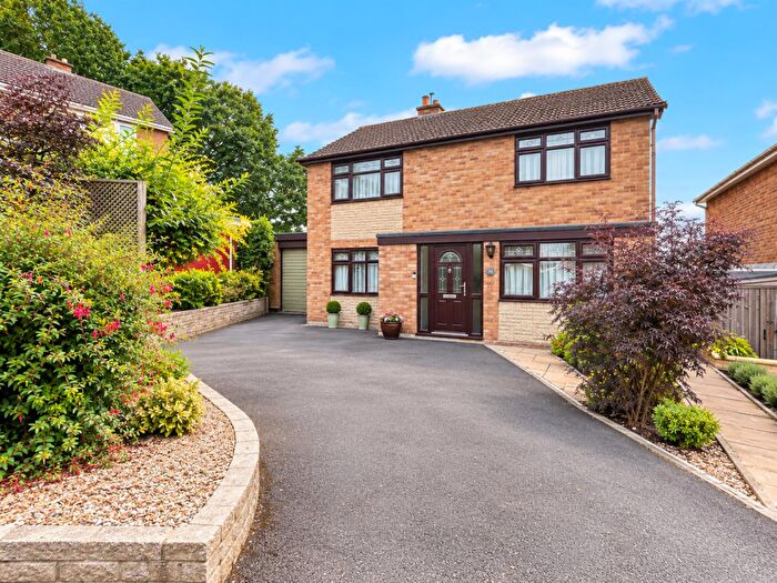4 Bedroom Detached House For Sale In Spinney Hill, Market Bosworth, CV13