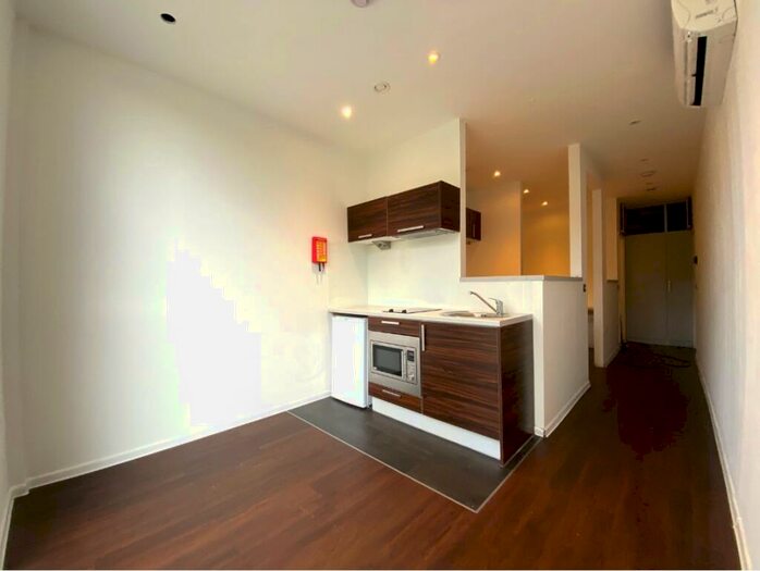 Studio To Rent In Guildford Park Road, Guildford, GU2