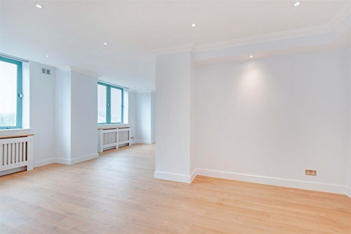 2 Bedroom Flat To Rent In Shoot Up Hill, London, NW2