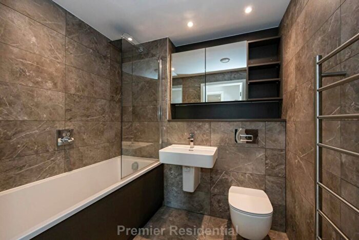 2 Bedroom Apartment To Rent In Castle Wharf, Chester Road, Manchester, M15