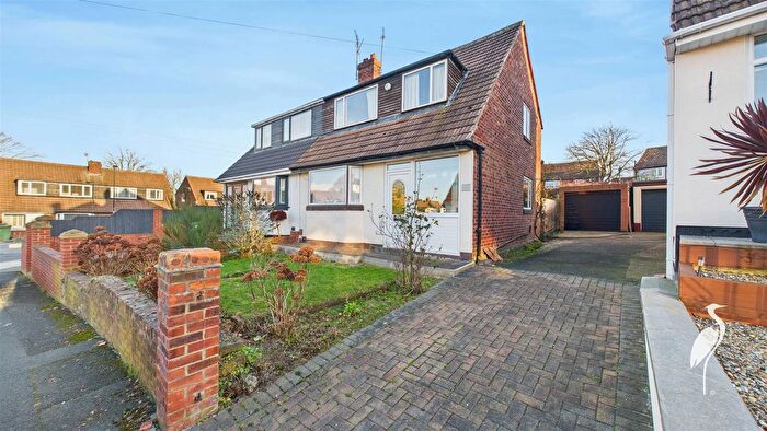 3 Bedroom Semi Detached House For Sale In Cedarwood Grove, Tunstall, Sunderland, SR2