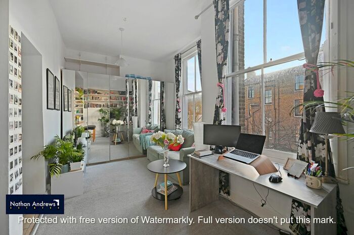 Studio To Rent In Ladbroke Grove, London, W10