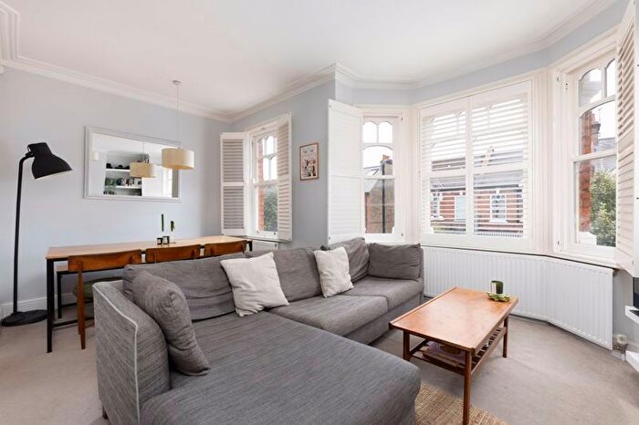 3 Bedroom Maisonette To Rent In Valetta Road, London, W3