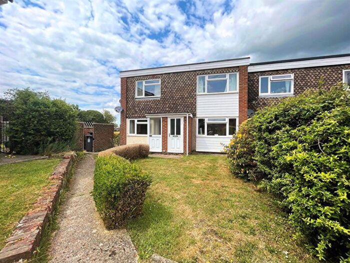 2 Bedroom Maisonette For Sale In Tring, HP23