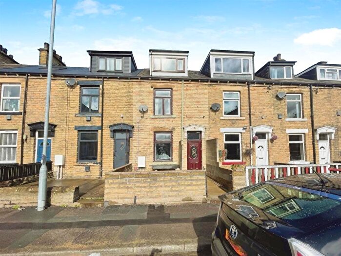 5 Bedroom Terraced House For Sale In Paley Road Bradford, BD4