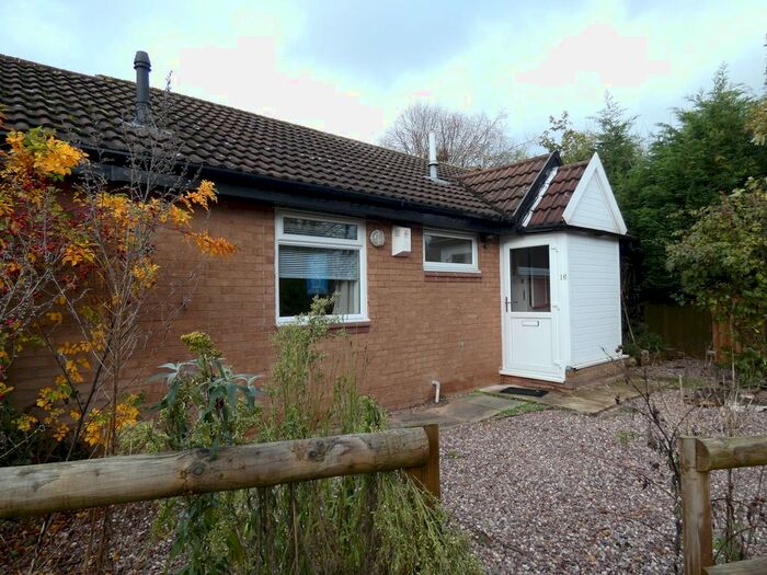 2 Bedroom Detached Bungalow To Rent In Royal Oak Drive, Apley, Telford, TF1