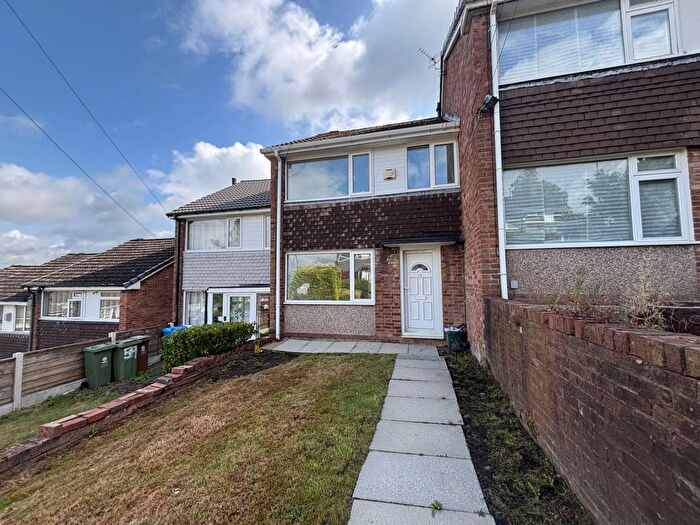 3 Bedroom Terraced House For Sale In Torwood Road, Oldham, OL9