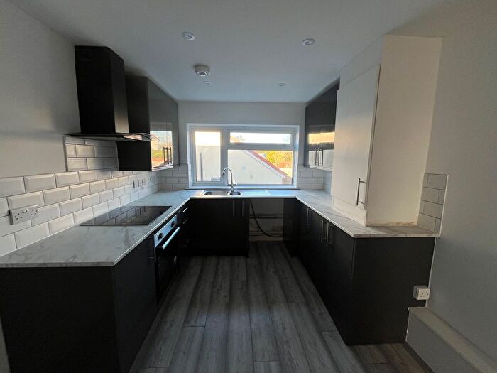 2 Bedroom Flat To Rent In Hillside Road, Bristol, BS5