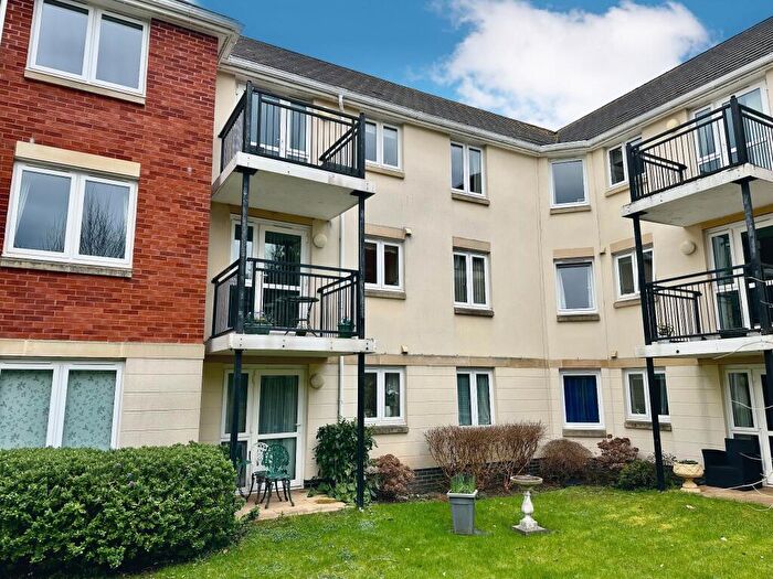 1 Bedroom Apartment For Sale In Salterton Road, Exmouth, EX8