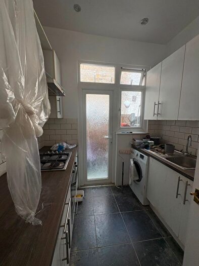 3 Bedroom Terraced House To Rent In Mildmay Road, Ilford, IG1