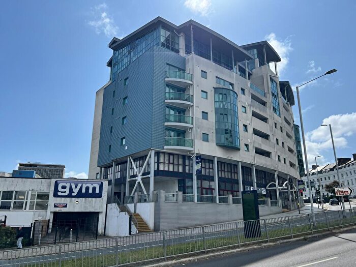 1 Bedroom Flat For Sale In Flat, The Crescent, Plymouth, Devon, PL1