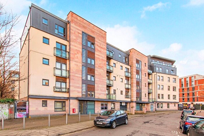 2 Bedroom Flat To Rent In West Tollcross, Tollcross, Edinburgh, EH3